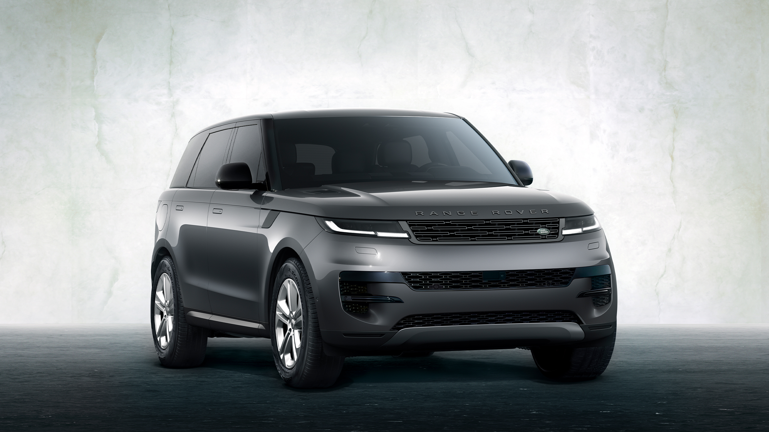 Range Rover Sport in black front side view